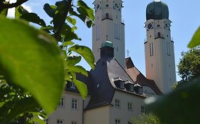 Gaestehaus Schweiklberg